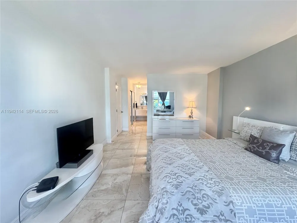 3800 S Ocean Dr #519 Hollywood, FL 33019