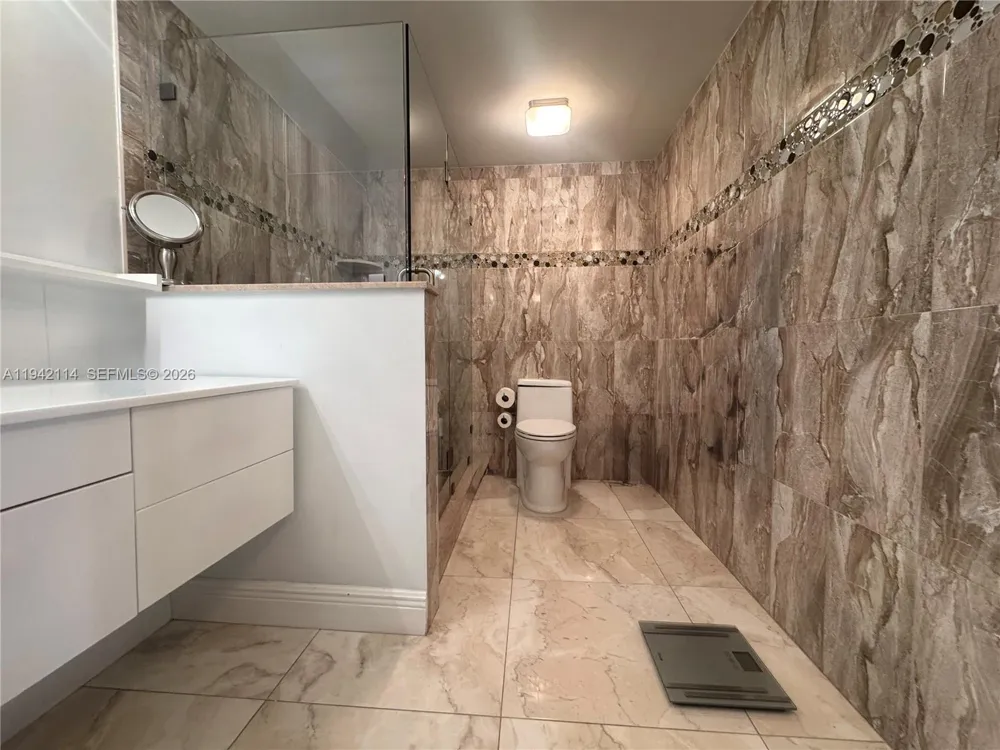 3800 S Ocean Dr #519 Hollywood, FL 33019