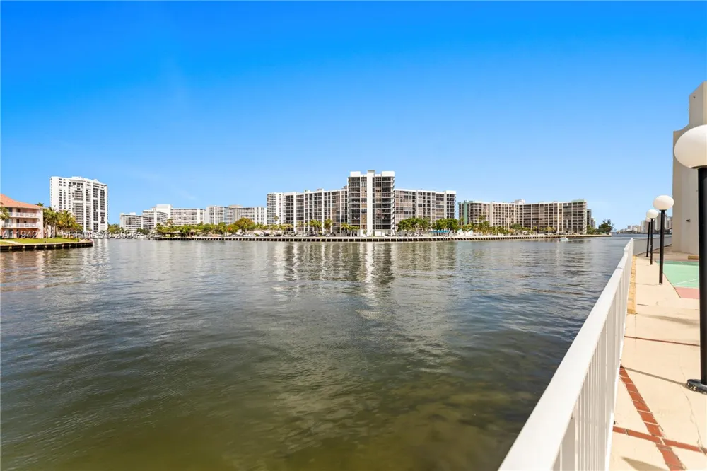 3800 S Ocean Dr #519 Hollywood, FL 33019
