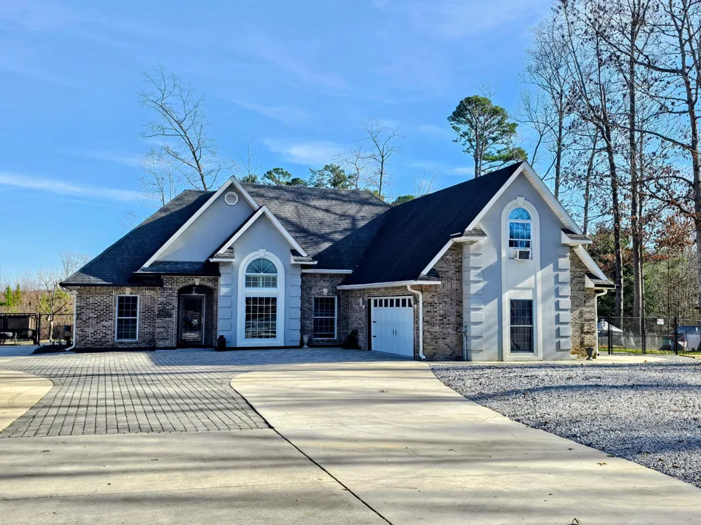 202 55th Avenue Gruetli Laager, TN 37339