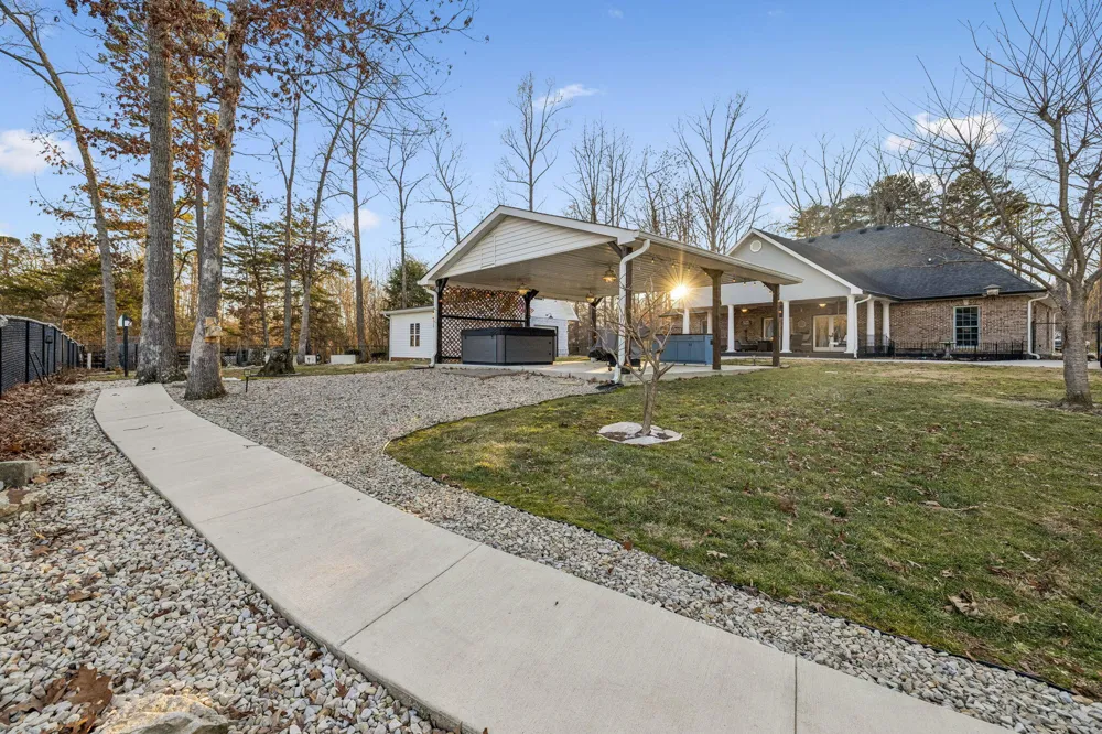 202 55th Avenue Gruetli Laager, TN 37339