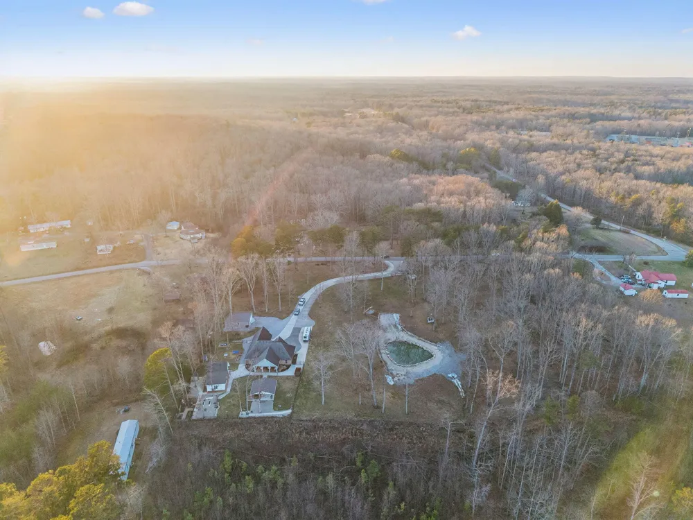 202 55th Avenue Gruetli Laager, TN 37339