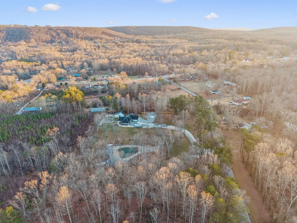 202 55th Avenue Gruetli Laager, TN 37339