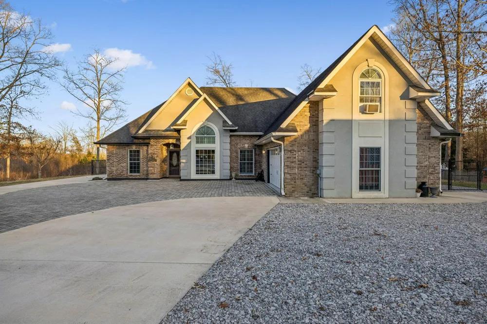 202 55th Avenue Gruetli Laager, TN 37339