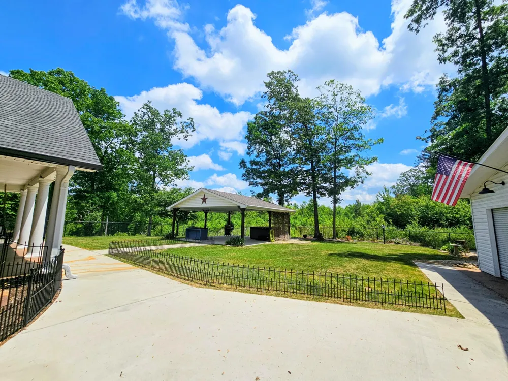 202 55th Avenue Gruetli Laager, TN 37339