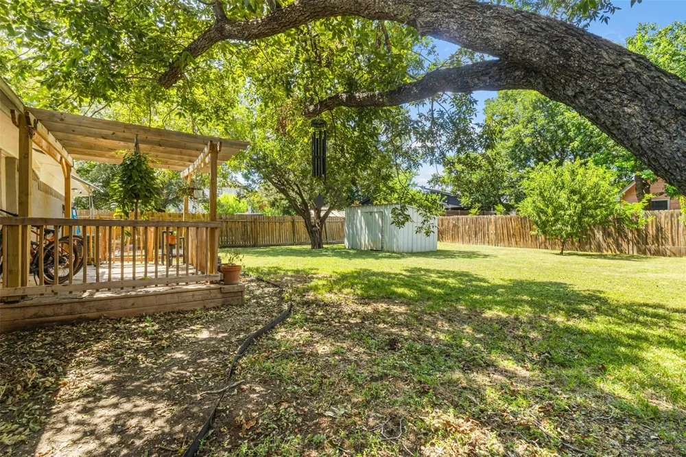 405 W 17th Street Georgetown, TX 78626