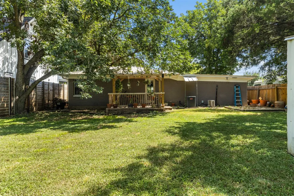 405 W 17th Street Georgetown, TX 78626