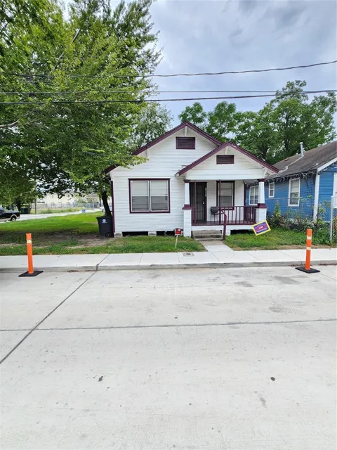 1603 Saulnier Street