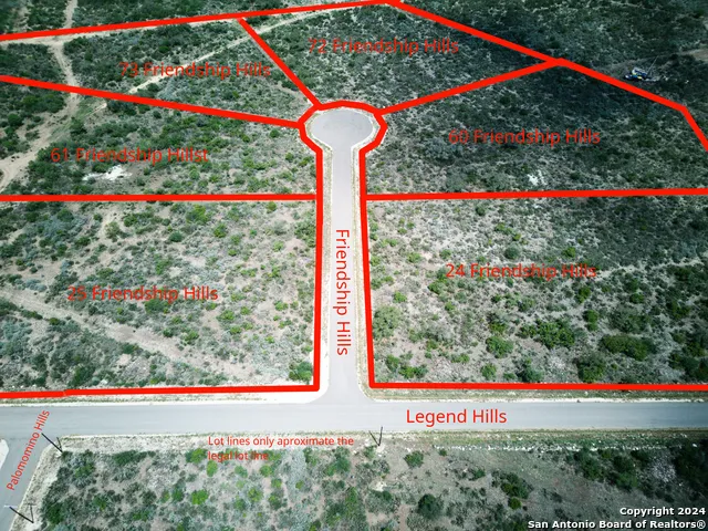 72 FRIENDSHIP HILLS CIR Uvalde, TX 78801