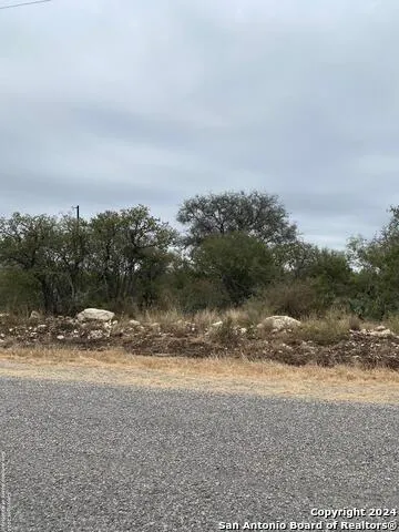 309 LEGEND HILLS RD