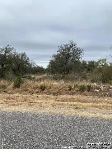 343 LEGEND HILLS RD