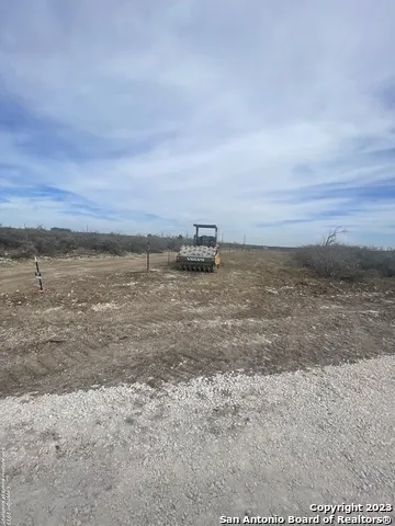 60 Legend Hills Uvalde, TX 78801