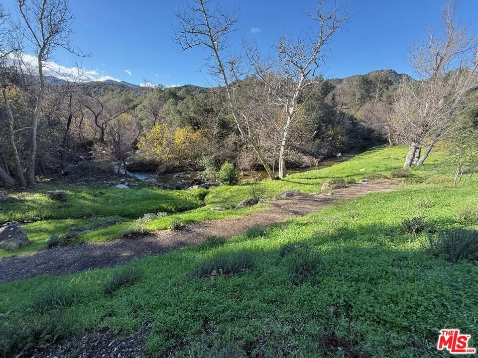 1045 Cold Canyon Road Calabasas, CA 91302