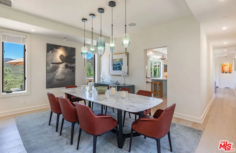 1045 Cold Canyon Road Calabasas, CA 91302