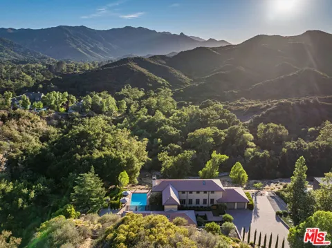 1045 Cold Canyon Road