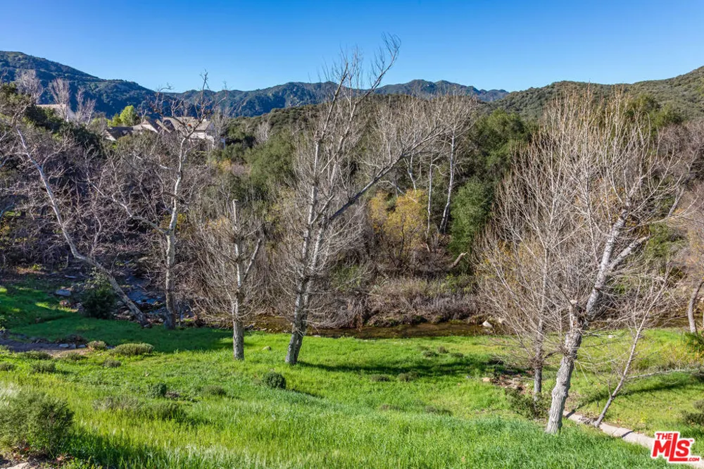 1045 Cold Canyon Road Calabasas, CA 91302