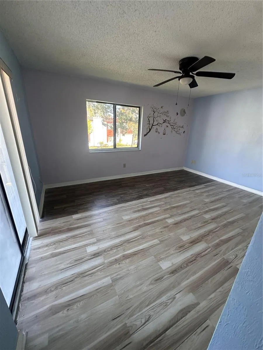2016 OAK MEADOW CIRCLE South Daytona, FL 32119