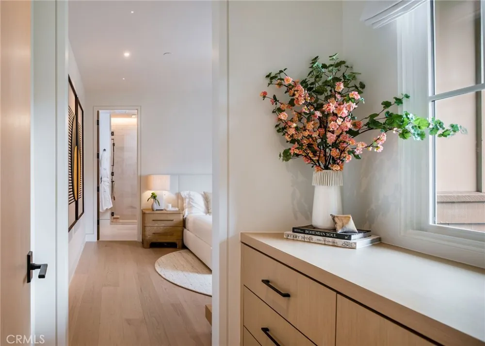1 Stickley Drive Laguna Beach, CA 92651