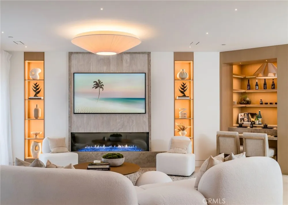 1 Stickley Drive Laguna Beach, CA 92651