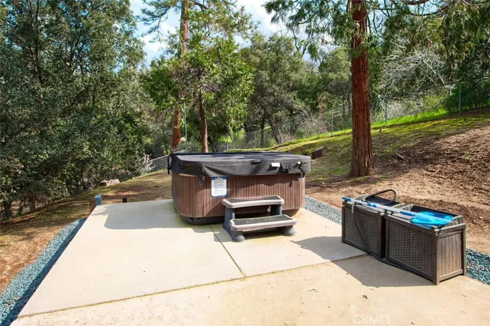42583 Shady Lane Oakhurst, CA 93644