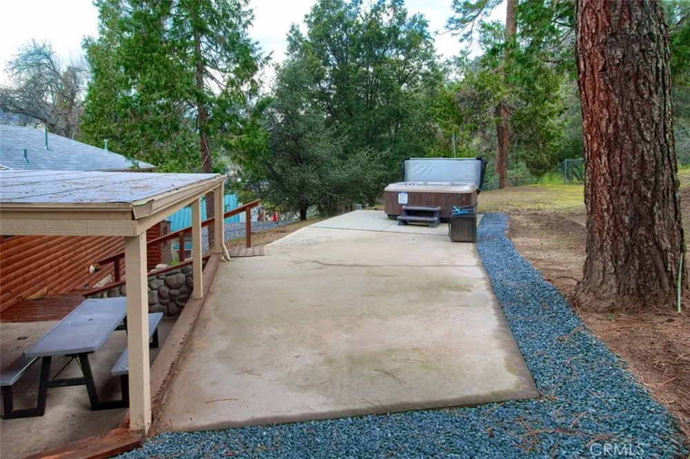 42583 Shady Lane Oakhurst, CA 93644