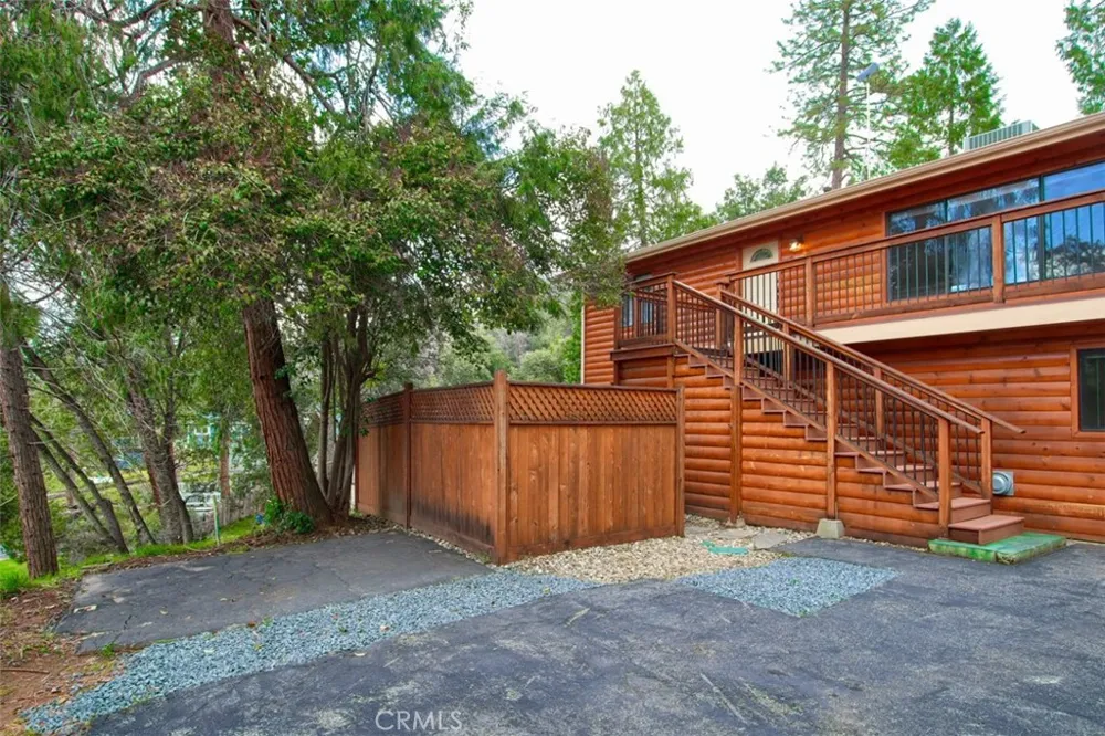 42583 Shady Lane Oakhurst, CA 93644
