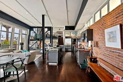 1513 9th Street #3