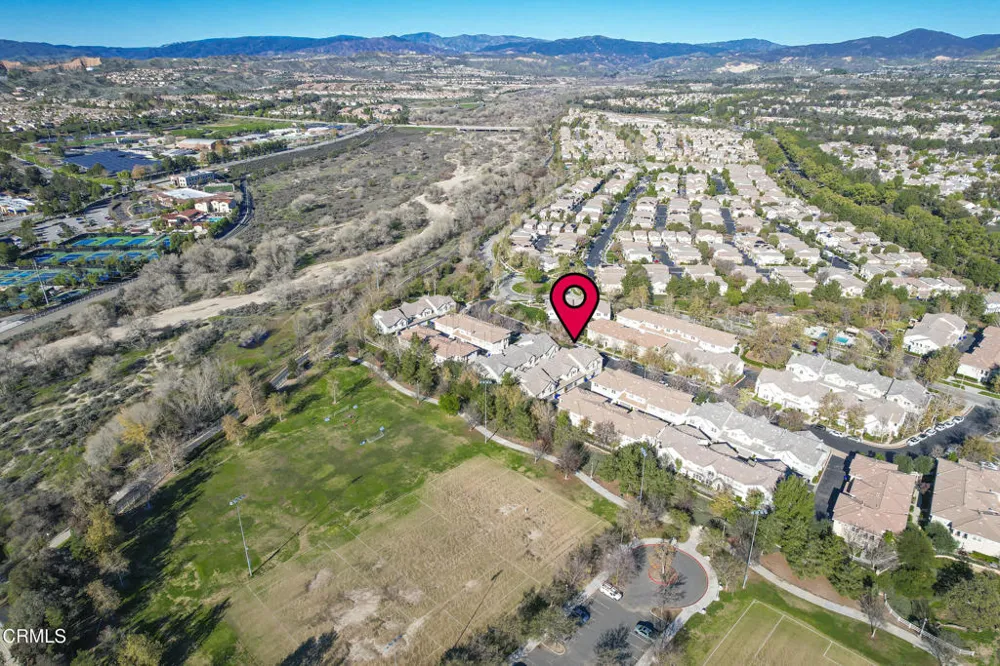 27285 Blue Spruce Place Valencia, CA 91354