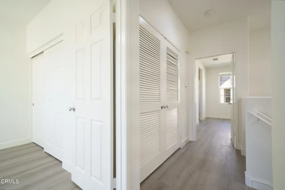27285 Blue Spruce Place Valencia, CA 91354