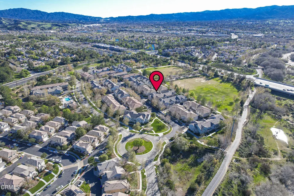 27285 Blue Spruce Place Valencia, CA 91354