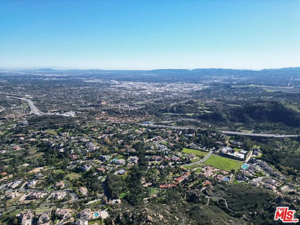 22655 La Quilla Drive Chatsworth, CA 91311