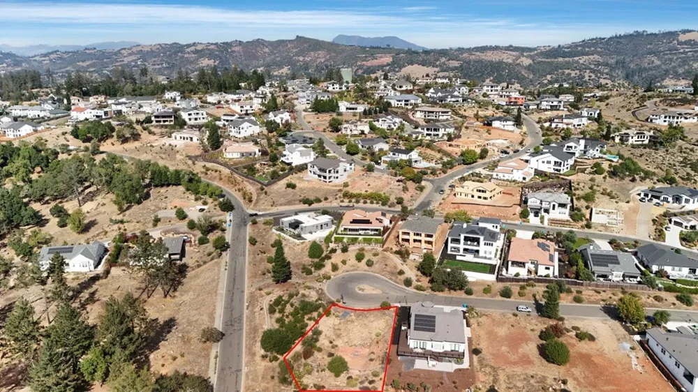3742 Darlington Ct Santa Rosa, CA 95404
