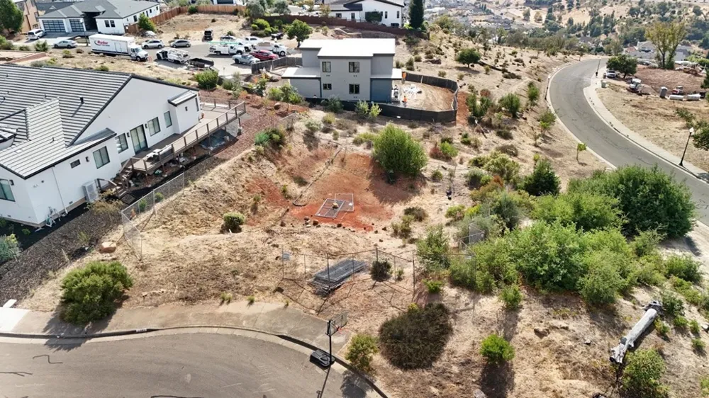 3742 Darlington Ct Santa Rosa, CA 95404