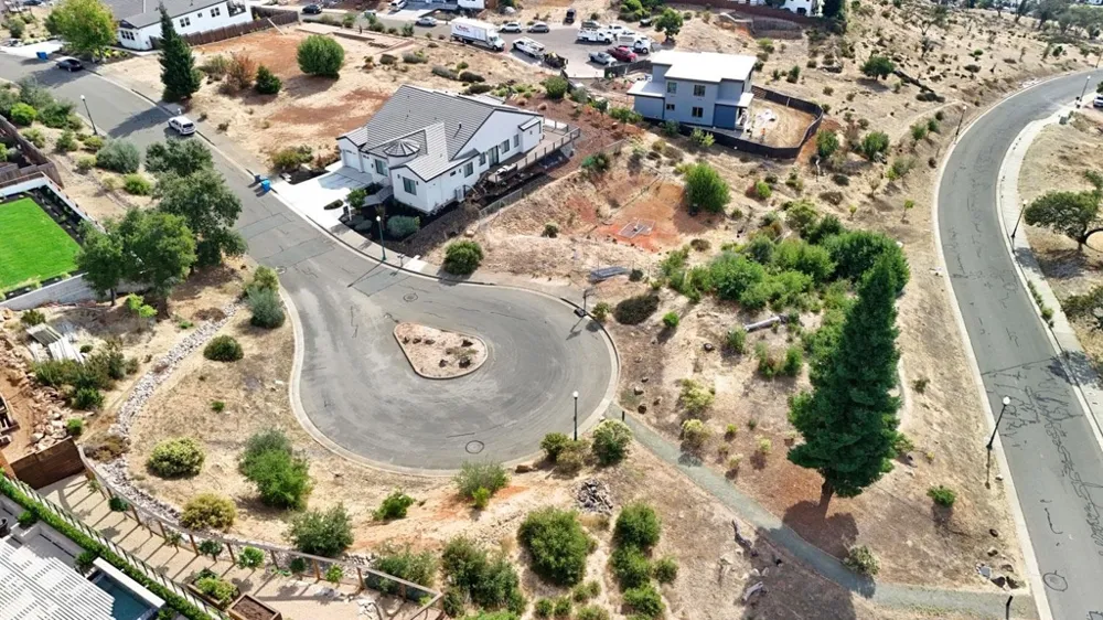 3742 Darlington Ct Santa Rosa, CA 95404