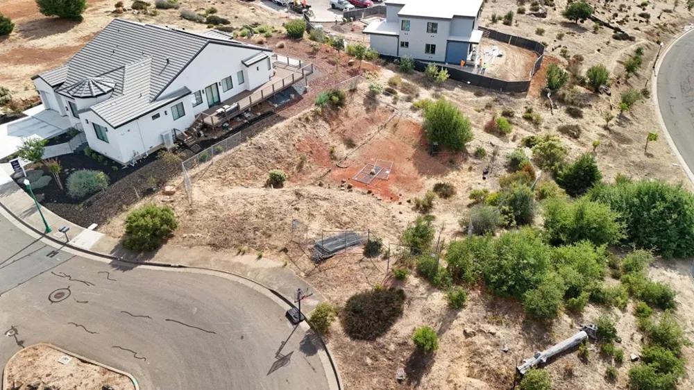 3742 Darlington Ct Santa Rosa, CA 95404