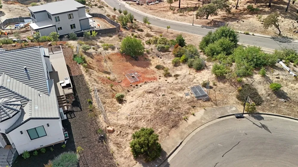 3742 Darlington Ct Santa Rosa, CA 95404