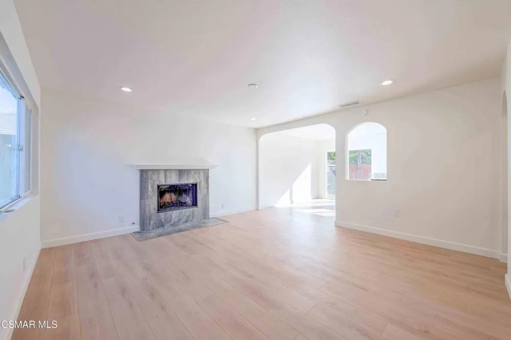 764 Brossard Drive Thousand Oaks, CA 91360