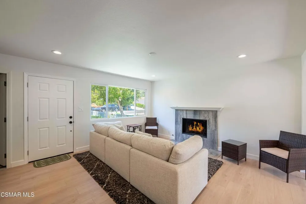 764 Brossard Drive Thousand Oaks, CA 91360