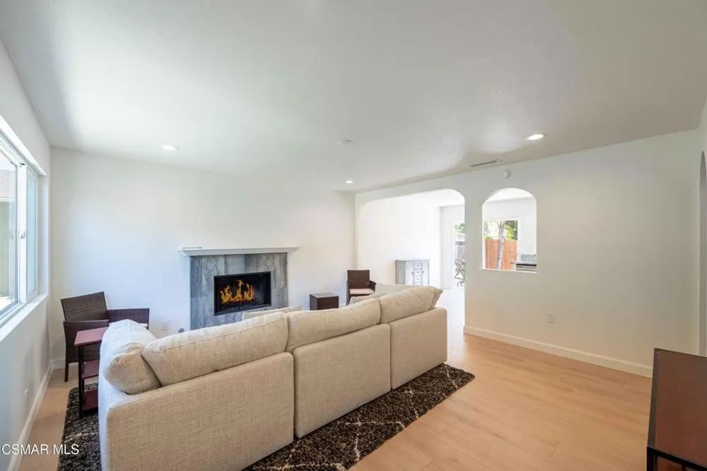 764 Brossard Drive Thousand Oaks, CA 91360