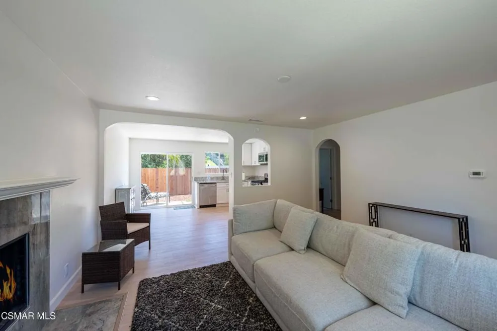 764 Brossard Drive Thousand Oaks, CA 91360