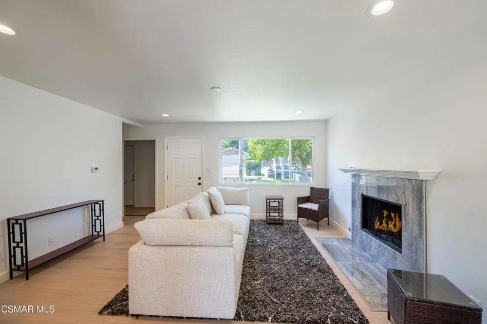 764 Brossard Drive Thousand Oaks, CA 91360