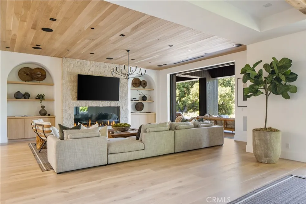 24341 ROLLING VIEW ROAD Hidden Hills, CA 91302