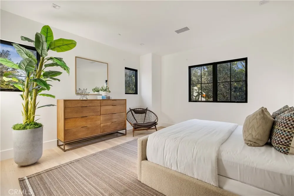 24341 ROLLING VIEW ROAD Hidden Hills, CA 91302