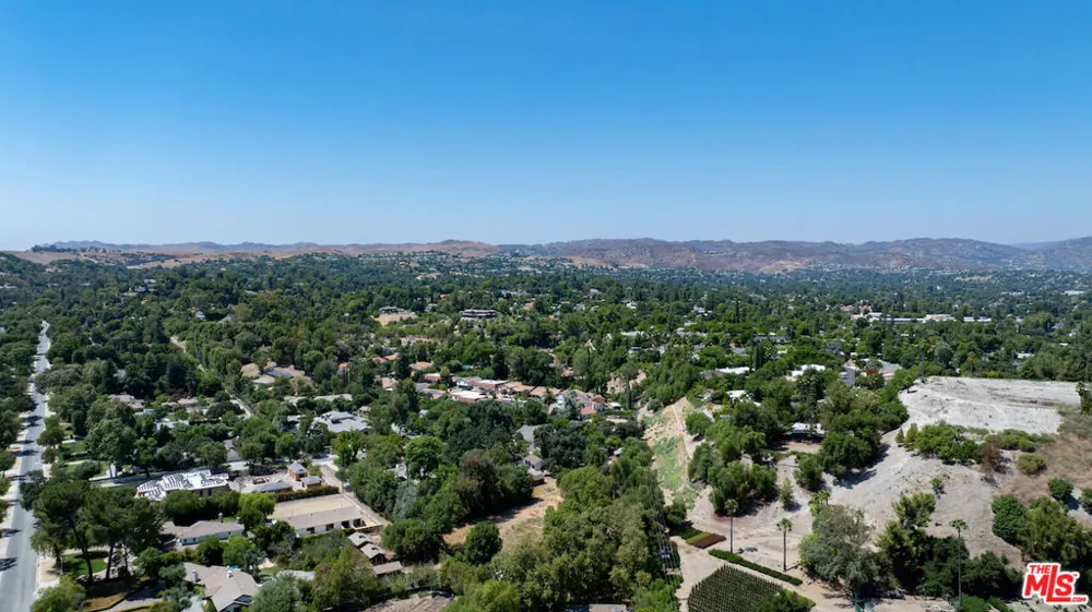 23621 Long Valley Road Hidden Hills, CA 91302