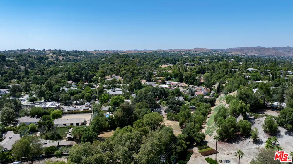 23621 Long Valley Road Hidden Hills, CA 91302