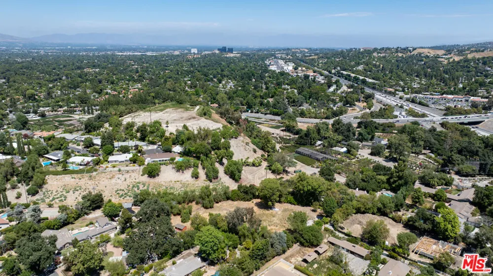 23621 Long Valley Road Hidden Hills, CA 91302