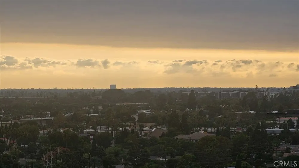 1822 Loma Roja Santa Ana, CA 92705