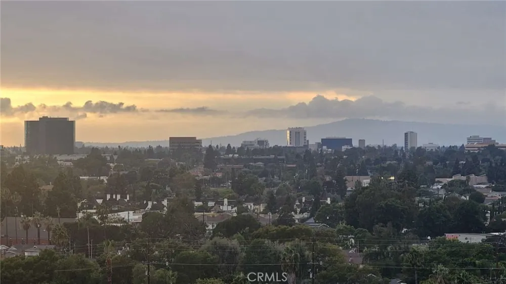1822 Loma Roja Santa Ana, CA 92705