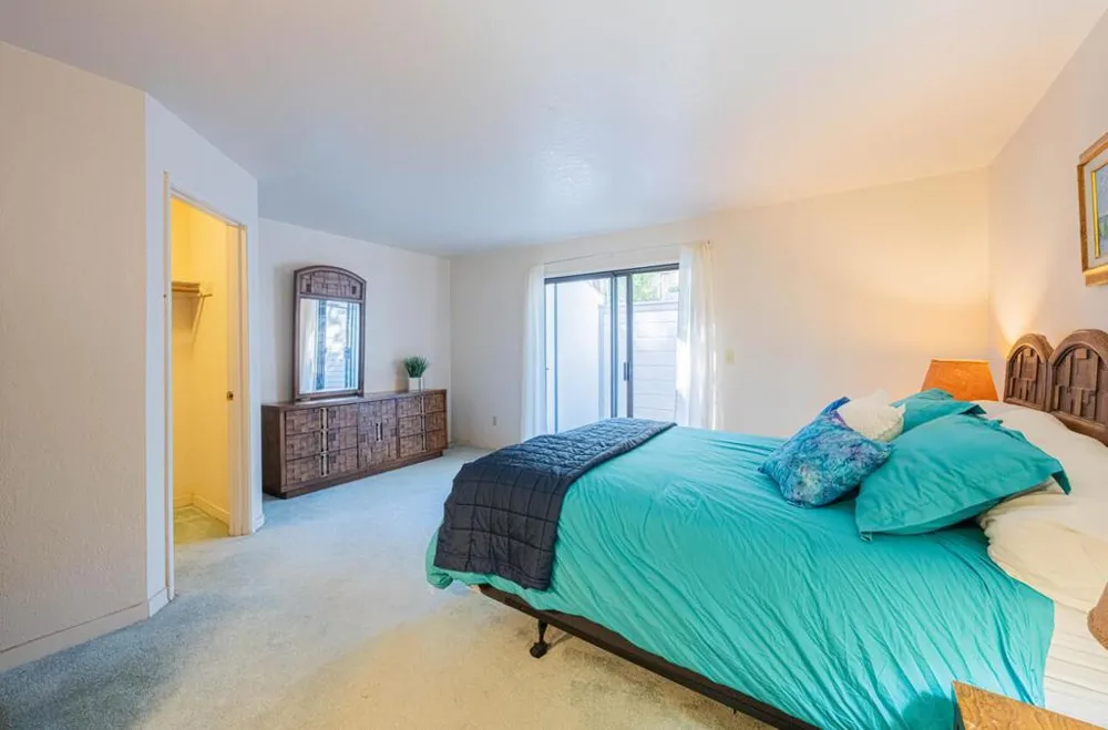585 Hawthorne Street #103 Monterey, CA 93940
