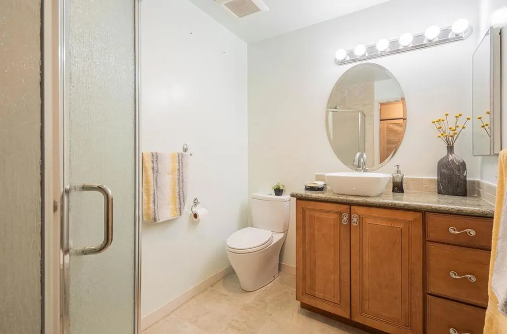 585 Hawthorne Street #103 Monterey, CA 93940